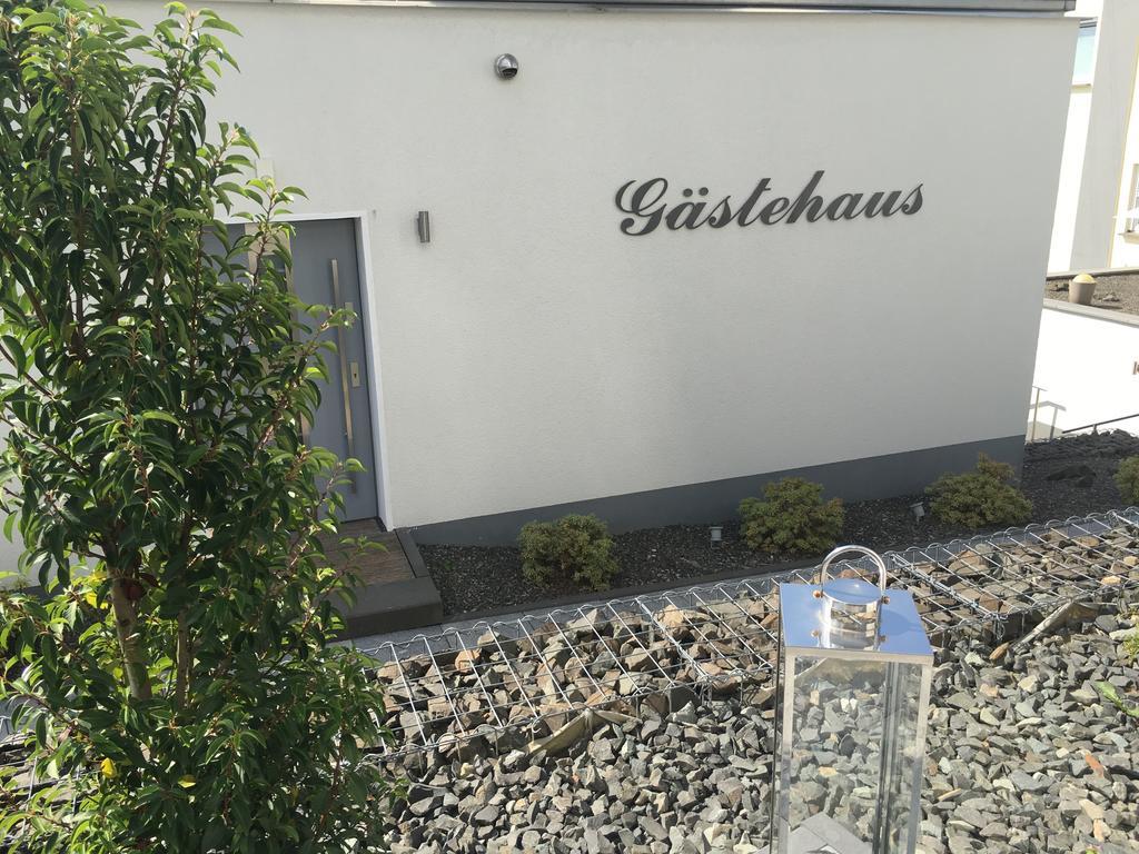 Wohnraum Hotel & Gaestehaus Gusterath Luaran gambar